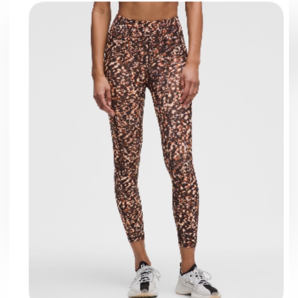 Lululemon Invigorate High-Rise Tight 25" NWOT